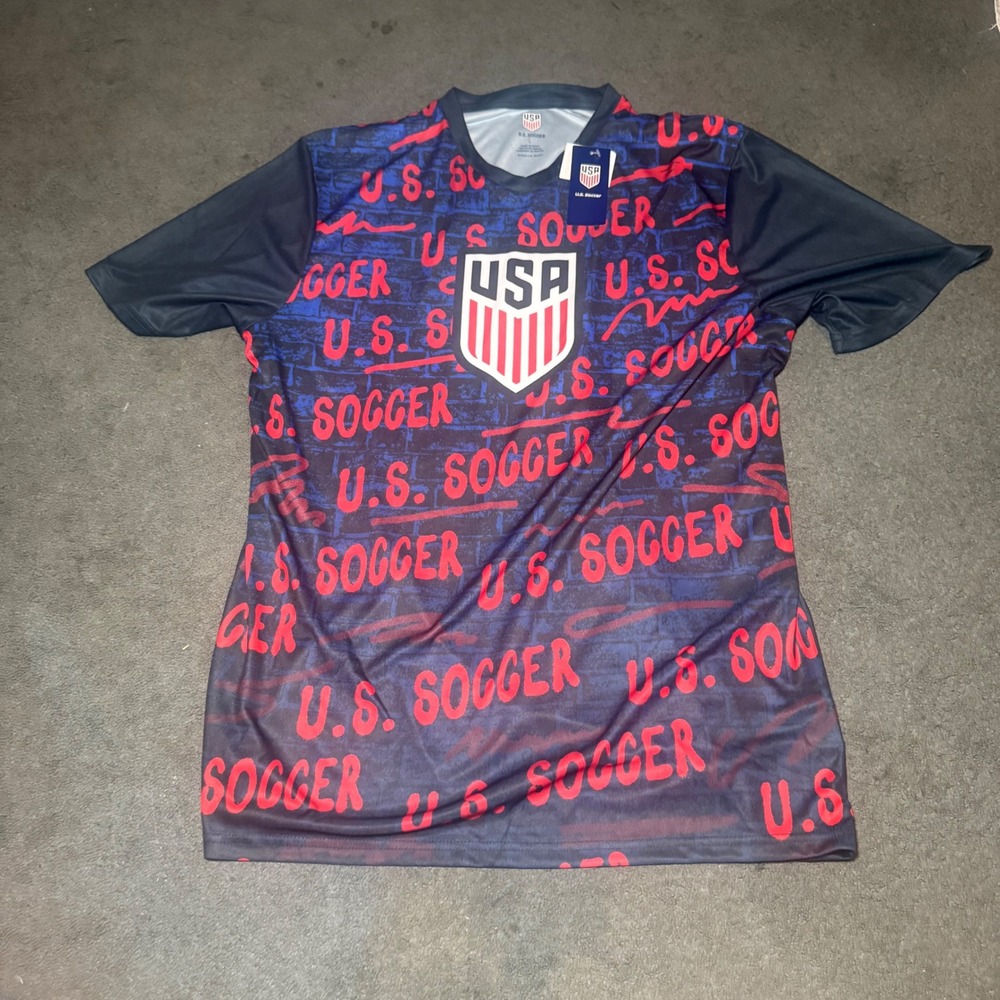 US Soccer Federation Jersey T-Shirt Mens Large Navy Blue Red Graffiti Print NWT